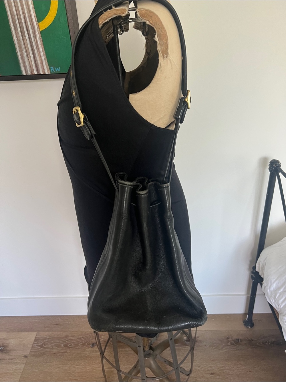 Coach vintage Black Pebbled Leather Drawstring Shoulder Bag brass hardware
